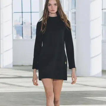 ZARA 하이넥 미니 원피스 [ S ]