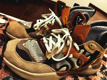 조던 하이컷 스니커즈 베이지/그레이/블랙