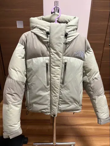 THE NORTH FACE 숏 발트로 라이트 자켓 여성용