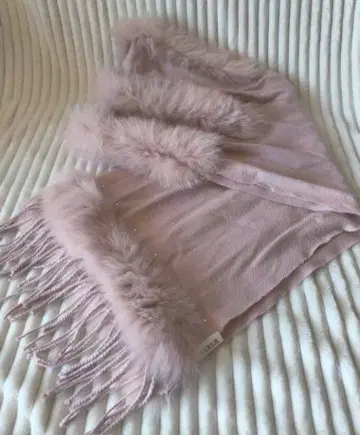 [ 최종 가격 인하 ] 훌라 FURLA 핑크 프린지 머플러