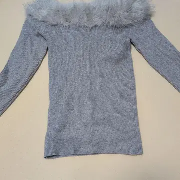 인조 모피 트리밍 니트