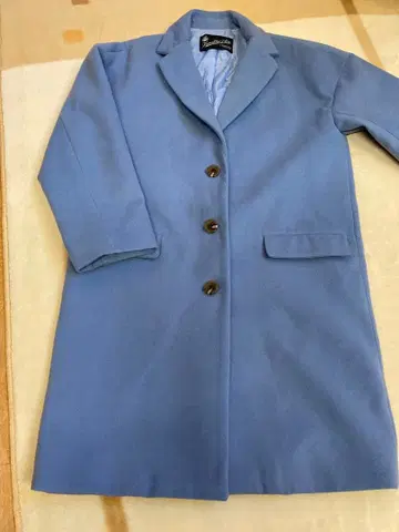 파란색 체스터 코트 어반 리서치