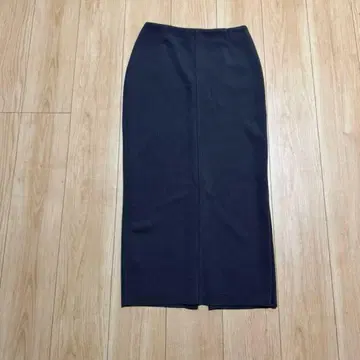 리브 타이트 스커트