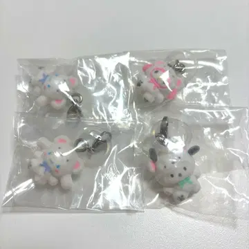 산리오 메지루시 액세서리 포근포근 스노우 가챠 4개 세트