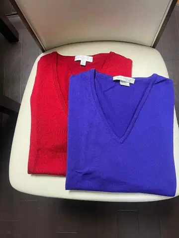 JOHN SMEDLEY 퍼플/레드 V넥 긴팔 니트 2장 세트