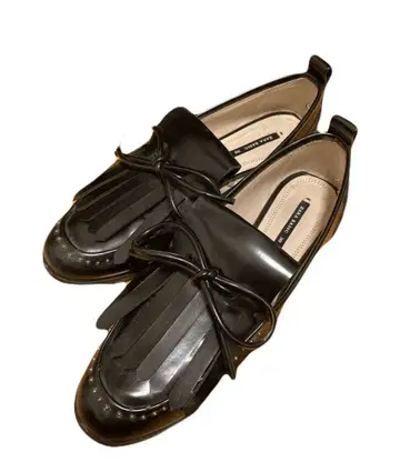 ZARA 프린지 펄 로퍼