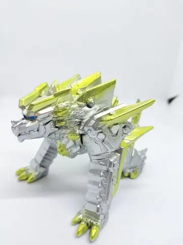 울트라맨 소프트 비닐 트라이가론 리페인트