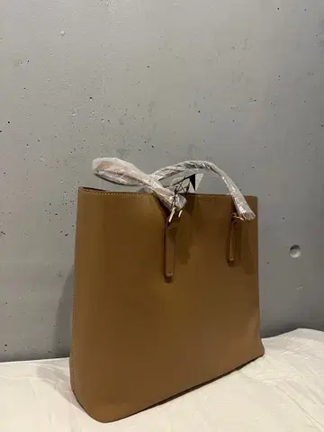 브라운 토트백 합성 피혁