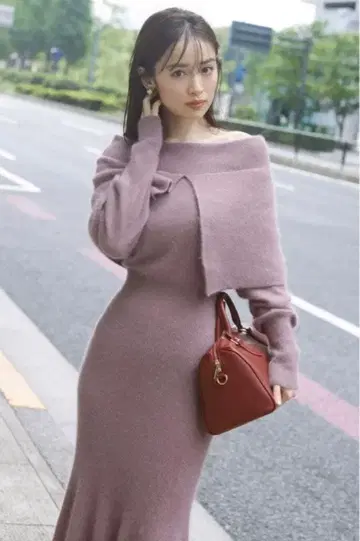 snidel 슬릿 숄 오프숄더 원피스 PINK