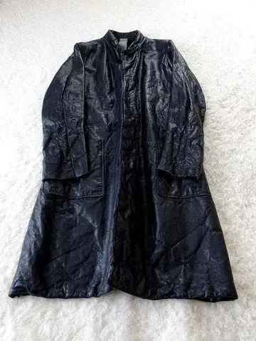 CARPEDIEM 카르페디엠 가죽 코트