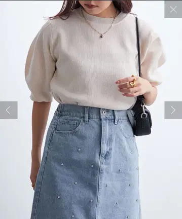 NICE CLAUP 소매 볼륨 니트 T