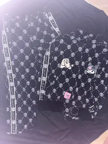 GALFY x 쿠로미 콜라보 해골 투성이 셋업