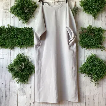 평평하게 놓았을 때 가슴 너비 68