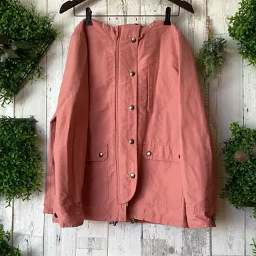 평평하게 놓음 가슴 너비 50 소매 폭 19