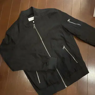 Calvin Klein (캘빈 클라인) MA-1 블랙 S 사이즈