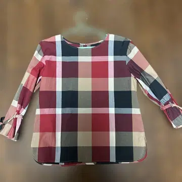 하자품 블루 라벨 블라우스