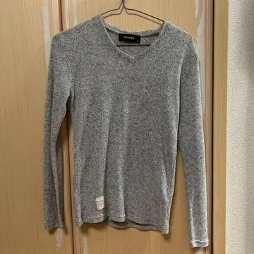 DOWBL 그레이 V넥 T셔츠 42