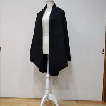 검정색 이로도메소데 블랙 모몽가 코트 무늬 없음 안감 있음 롱 숄