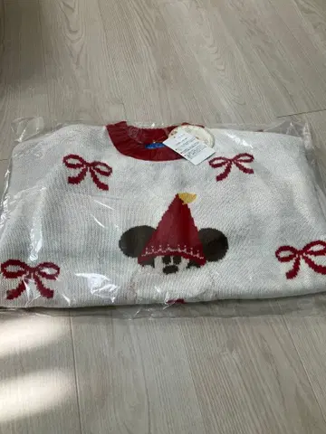 릴루리루 스웨터 2025 디즈니 크리스마스 리본 니트