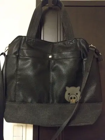 드럭 스토어스 돼지 얼굴 모티브 블랙 다목적 백