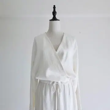 Louren 캐시코어 워크 점프수트 화이트