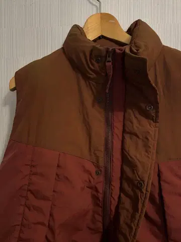 [ CUBESUGAR ] [ 큐브 슈가 ] 여성용 몬스터 베스트