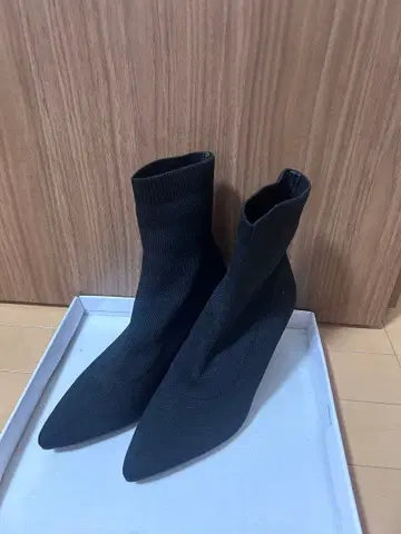 RANDA 소프트 스트레치 니트 삭스 부츠 M