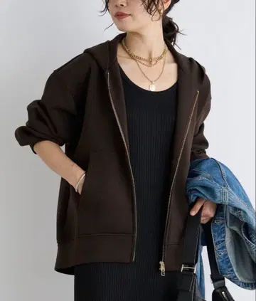 [택 포함 새상품] 리바이벌 백테일 ZIP 후드티 브라운