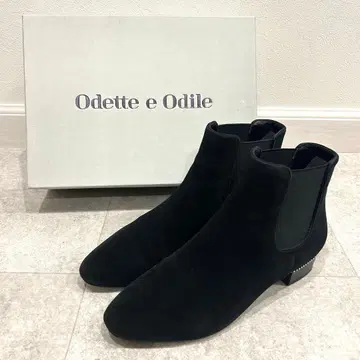 오데뜨 앤 오딜 사이드 고어 부츠 블랙 스웨이드 스터드 23.5