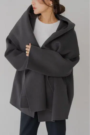 regleam 스톨 숏코트 차콜