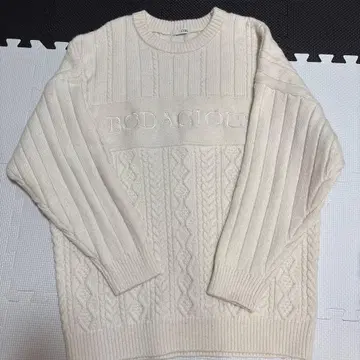 GYDA 아이보리 니트 스웨터 F 사이즈