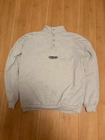 FROCLUB 버튼 하이넥 맨투맨