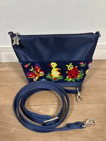 학교 페이 숄더백