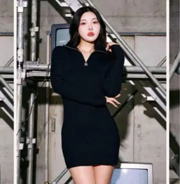 다리치 하프 지퍼 리브 니트 미니 원피스