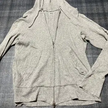 새상품급 쓰리 도츠 후드티