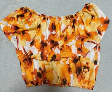 립서비스 꽃무늬 오렌지 오프숄더