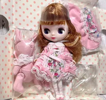 미니 브라이스 타티아나 블랙