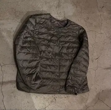 유니클로 울트라 라이트 다운 사이즈 XXL