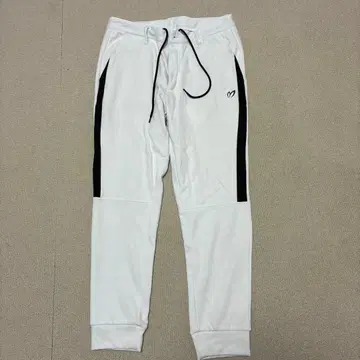 MASTER BUNNY EDITION 조거 팬츠 화이트
