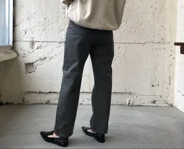 [ 미사용 새상품 ] 스트레이트 데님 블랙 M 사이즈 한국