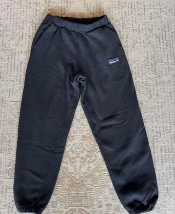 파타고니아 26052 P-6 빅 라벨 업라이저 스웨트 팬츠