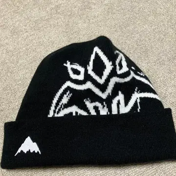 BURTON 블랙 니트 모자 비니 스노우보드 스키 버튼