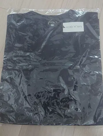 미개봉 새상품 레어 MILK BOY T셔츠 L사이즈