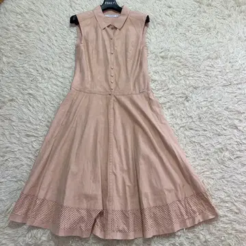 새상품급 폭시 원피스 펀칭 스웨이드 핑크 슬리브리스 38