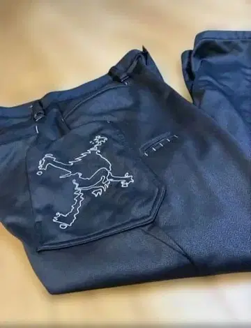 새상품급 OAKLEY 오클리 골프 겨울용 빅스컬 자수 블랙