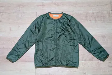 UNIVERSAL PRODUCTS 이너 다운 올리브 1LDK