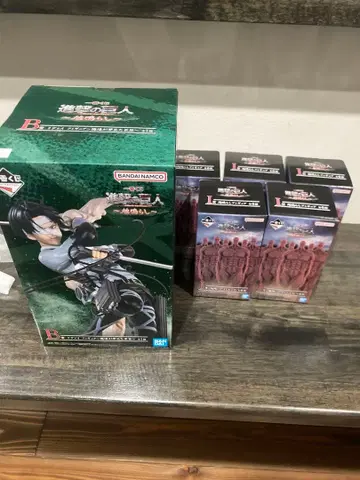 제일복권 진격의 거인 리바이 땅울림 피규어 5체 세트