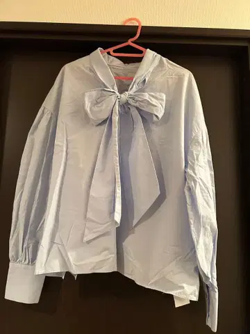 Vin 스카이블루 리본 블라우스 사이즈 38