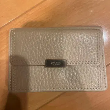 WAKO 아이보리 3단 폴더형 지갑 새상품급