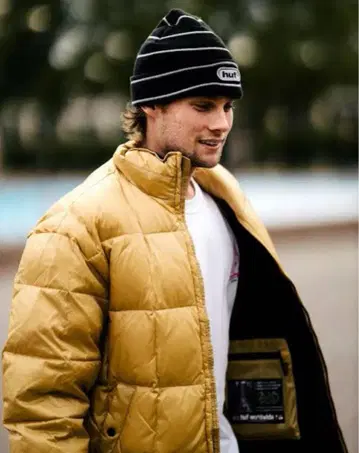 huf worldwide 다운 자켓 베이지